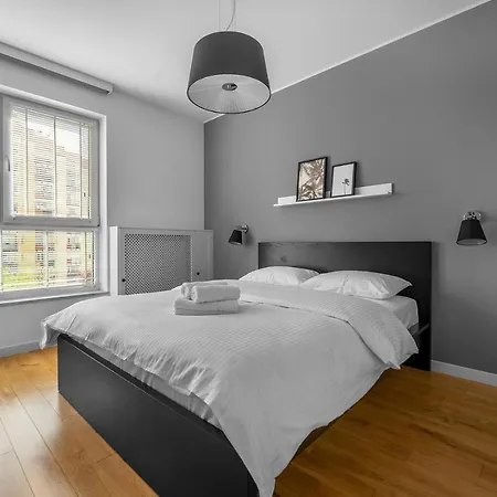 Διαμέρισμα Ostrobramska 126 Praga By Bookinghost