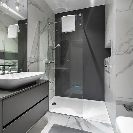 Ostrobramska 126 Praga By Bookinghost Διαμέρισμα