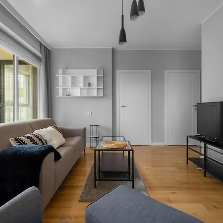 Appartement Ostrobramska 126 Praga By Bookinghost