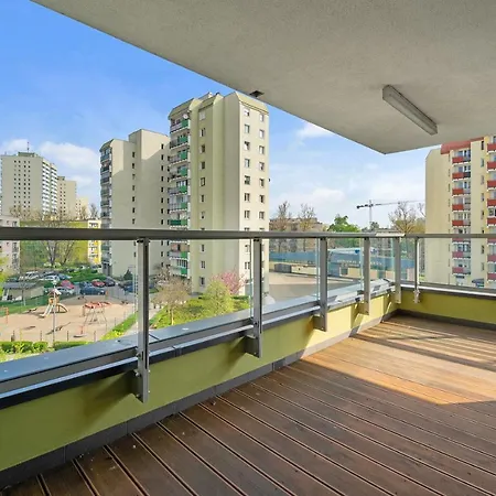 Ostrobramska 126 Praga By Bookinghost