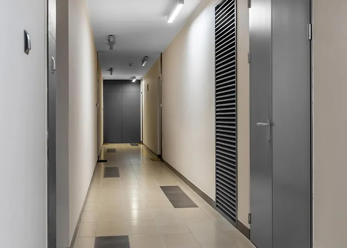 Ostrobramska 126 Praga By Bookinghost ורשה